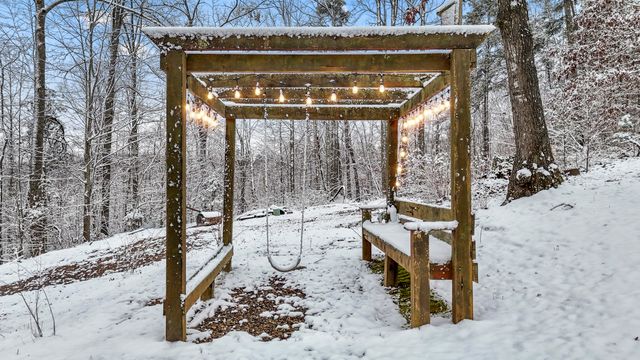 1435 Pilot Road, Stanton, KY 40380