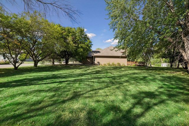 4160 Polaris Lane N, Plymouth, MN 55446