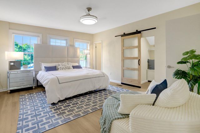 2933 FAIRMONT ST, Falls Church, VA 22042