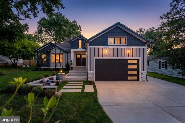 2933 FAIRMONT ST, Falls Church, VA 22042