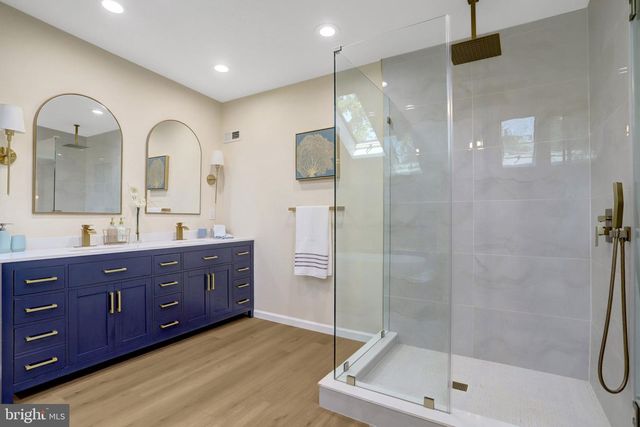2933 FAIRMONT ST, Falls Church, VA 22042