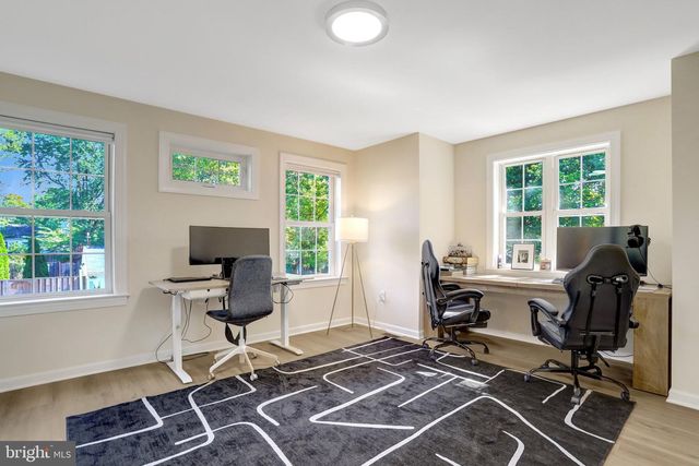 2933 FAIRMONT ST, Falls Church, VA 22042