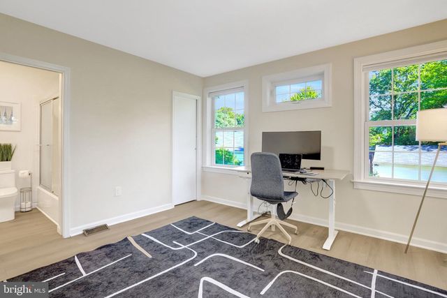 2933 FAIRMONT ST, Falls Church, VA 22042