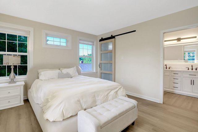 2933 FAIRMONT ST, Falls Church, VA 22042