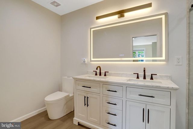 2933 FAIRMONT ST, Falls Church, VA 22042