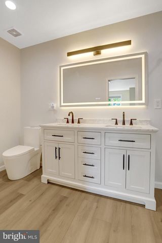 2933 FAIRMONT ST, Falls Church, VA 22042
