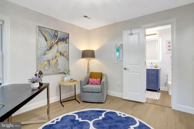2933 FAIRMONT ST, Falls Church, VA 22042