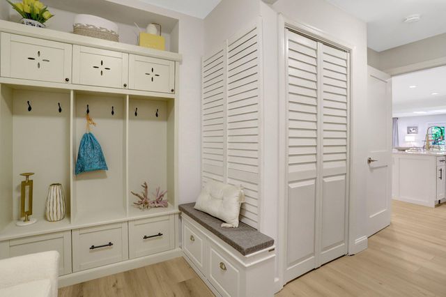 2933 FAIRMONT ST, Falls Church, VA 22042