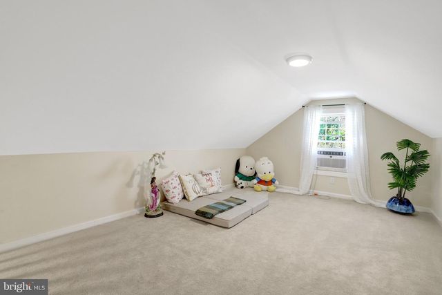 2933 FAIRMONT ST, Falls Church, VA 22042