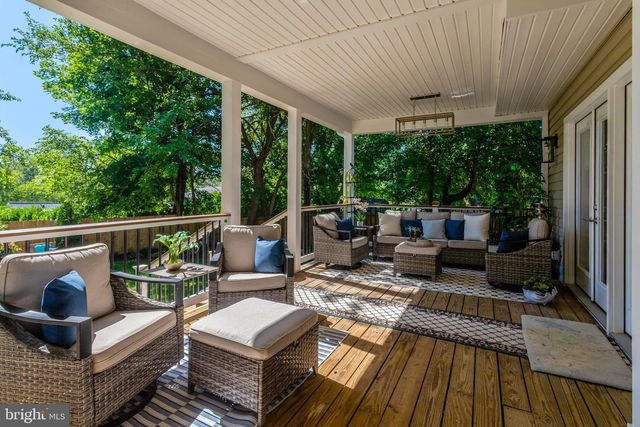 2933 FAIRMONT ST, Falls Church, VA 22042