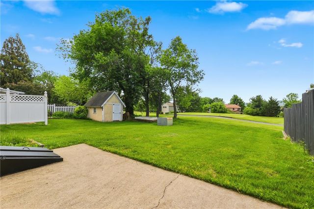 5612 Greens Drive, Lower Macungie Twp, PA 18106