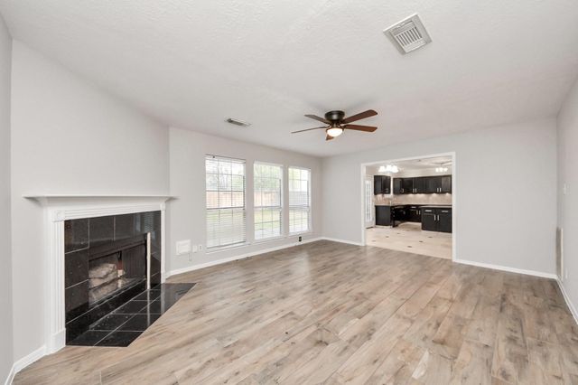 11526 Meadowchase Drive, Houston, TX 77065