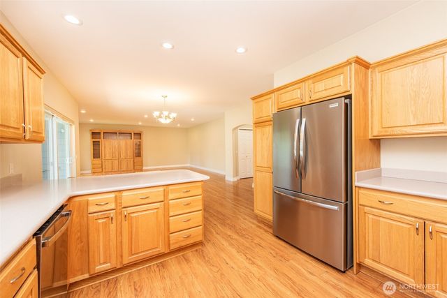 400 Blakely Blvd, Sequim, WA 98382