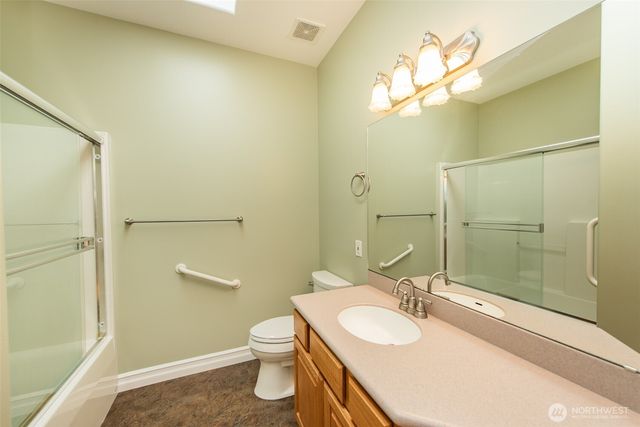 400 Blakely Blvd, Sequim, WA 98382