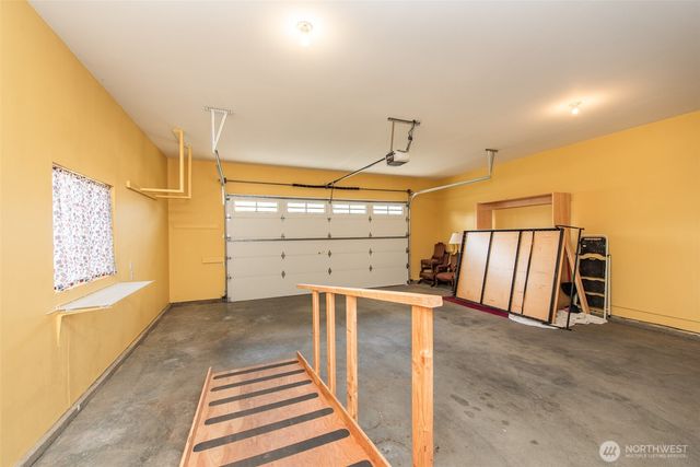 400 Blakely Blvd, Sequim, WA 98382