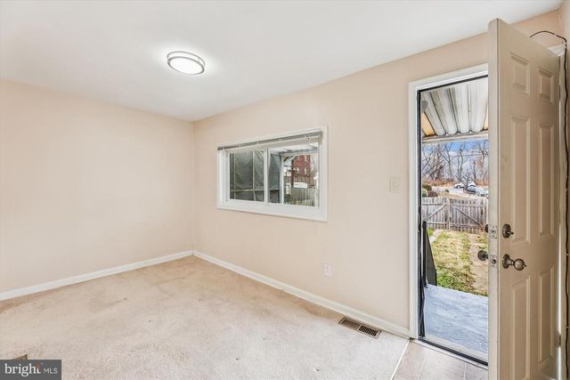 4007 1ST ST SW, Washington, DC 20032