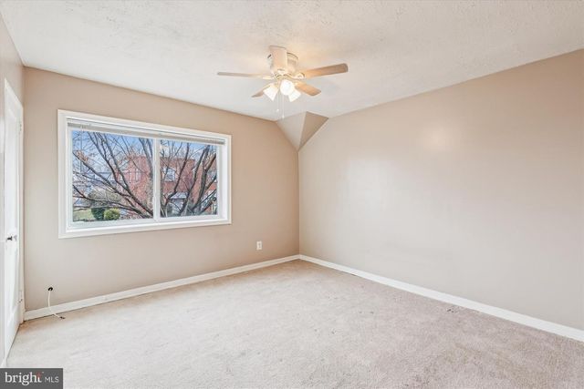 4007 1ST ST SW, Washington, DC 20032