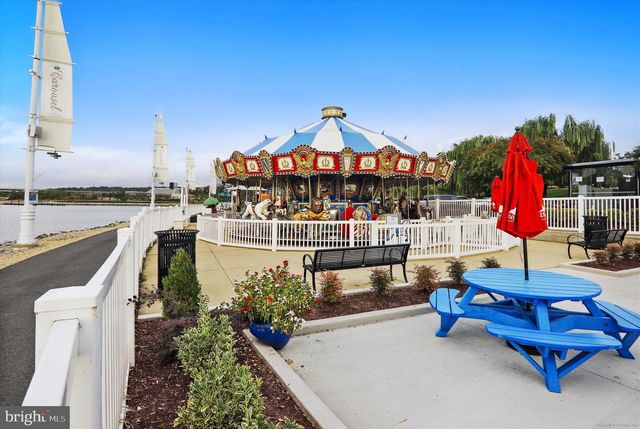 4007 1ST ST SW, Washington, DC 20032