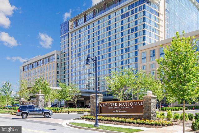 4007 1ST ST SW, Washington, DC 20032