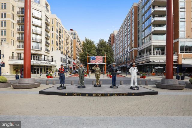 4007 1ST ST SW, Washington, DC 20032