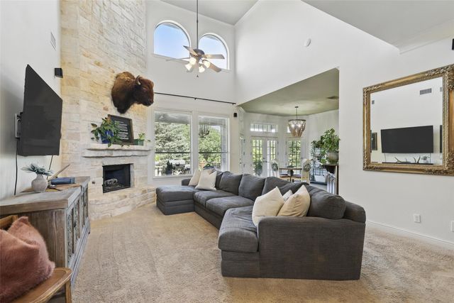 3404 Creek Crossing Drive, Weatherford, TX 76087