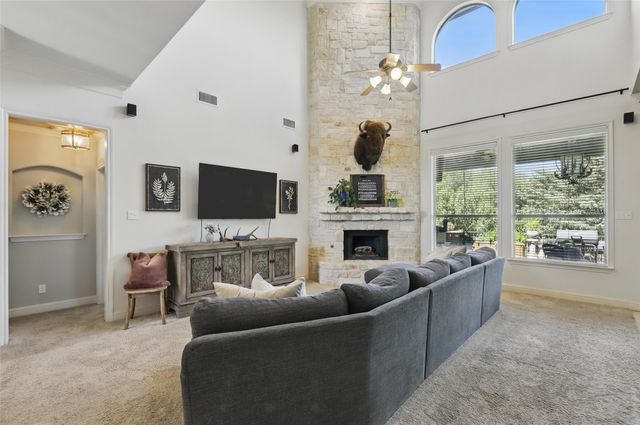 3404 Creek Crossing Drive, Weatherford, TX 76087
