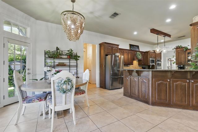 3404 Creek Crossing Drive, Weatherford, TX 76087