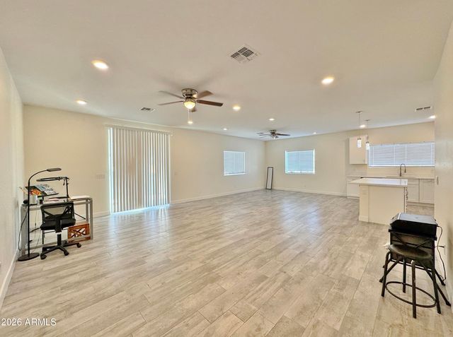 12600 W LOMA VISTA Drive, Arizona City, AZ 85123