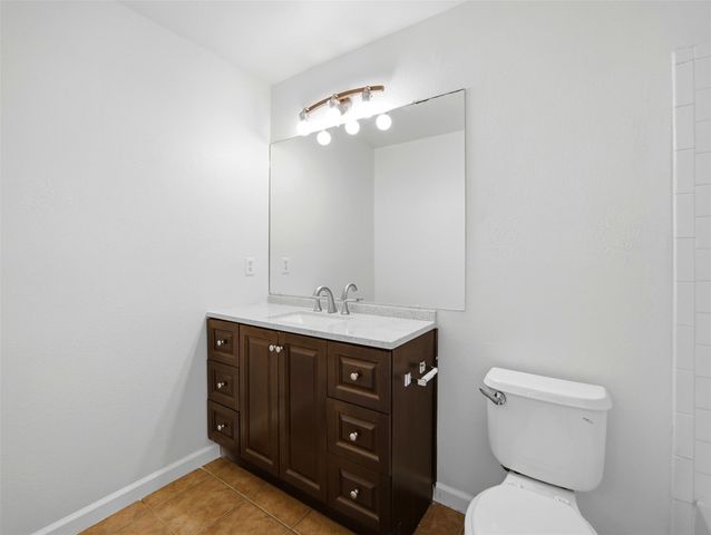 2304 Smith Branch BLVD B, Georgetown, TX 78626