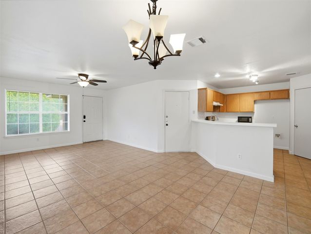 2304 Smith Branch BLVD B, Georgetown, TX 78626