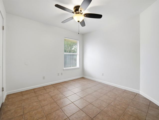 2304 Smith Branch BLVD B, Georgetown, TX 78626