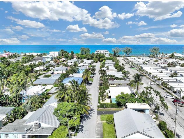 5001 N Ocean Boulevard 22, Ocean Ridge, FL 33435