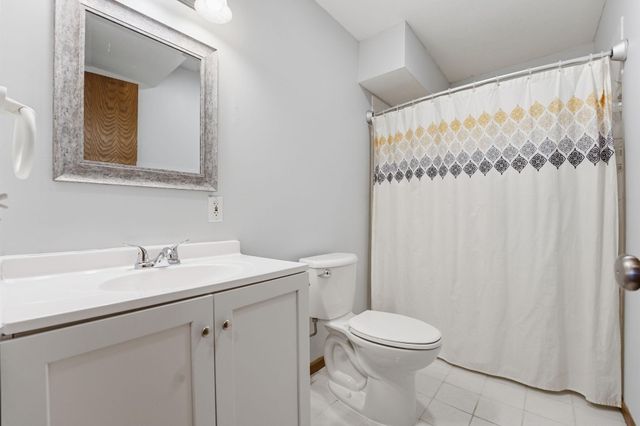 912 Juniper Avenue W, Northfield, MN 55057