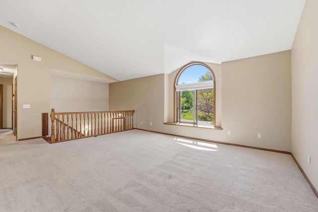 912 Juniper Avenue W, Northfield, MN 55057