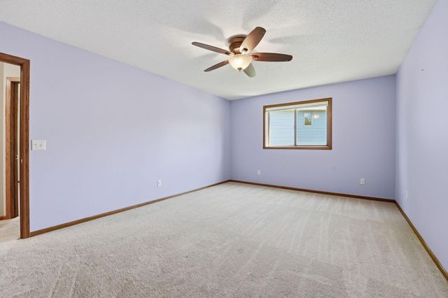 912 Juniper Avenue W, Northfield, MN 55057