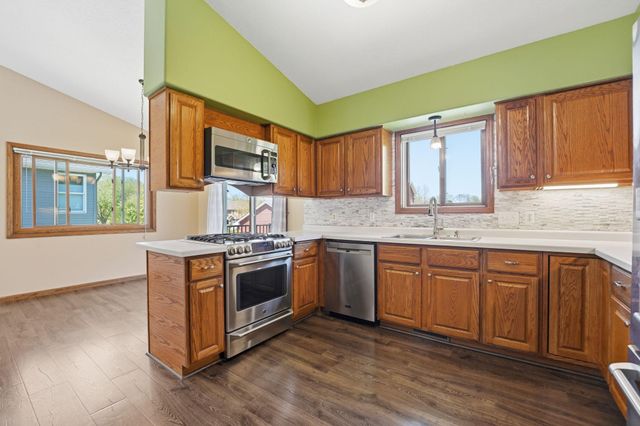 912 Juniper Avenue W, Northfield, MN 55057