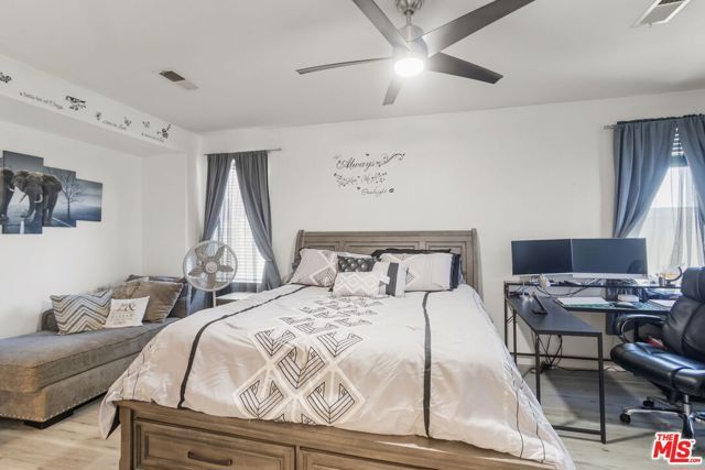 27705 Bluff Vista Way, Menifee, CA 92584