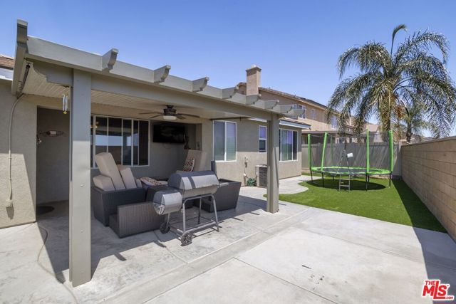 27705 Bluff Vista Way, Menifee, CA 92584