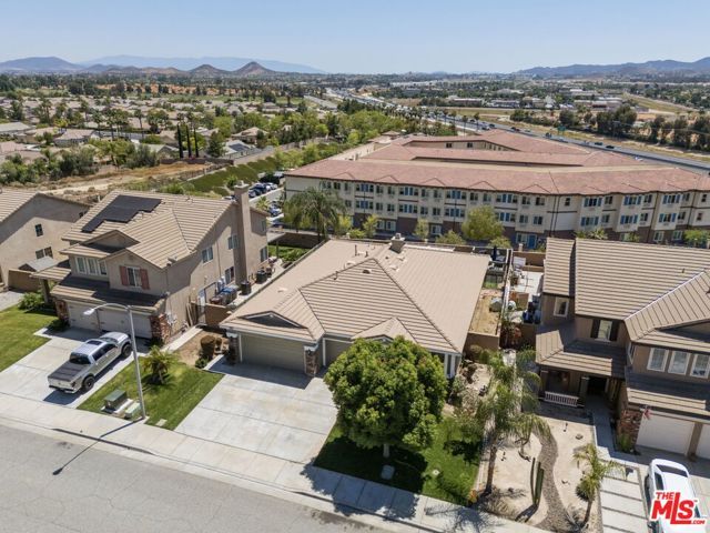27705 Bluff Vista Way, Menifee, CA 92584