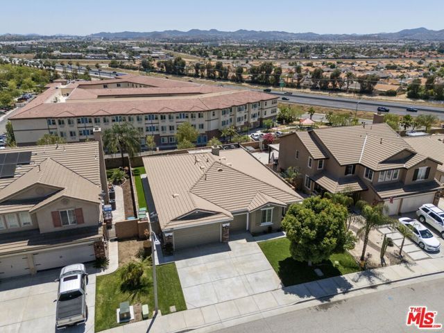 27705 Bluff Vista Way, Menifee, CA 92584