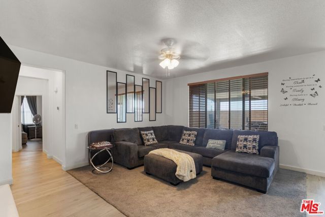 27705 Bluff Vista Way, Menifee, CA 92584