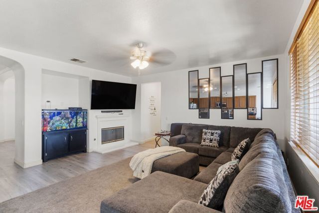 27705 Bluff Vista Way, Menifee, CA 92584