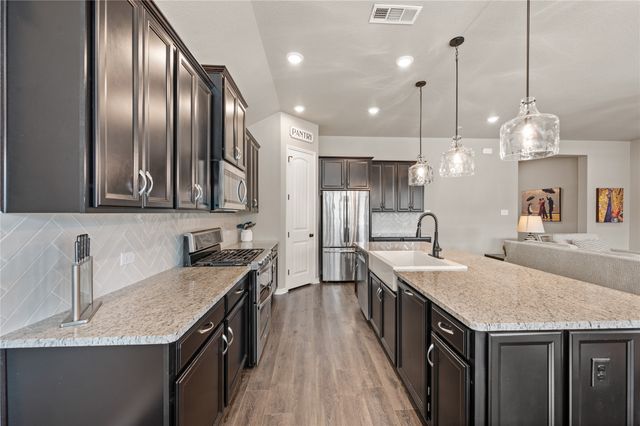 805 Overland Court, Northlake, TX 76247