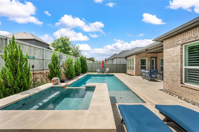 805 Overland Court, Northlake, TX 76247
