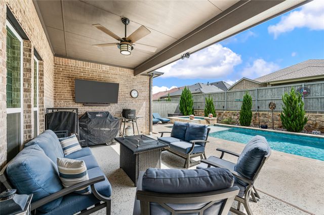 805 Overland Court, Northlake, TX 76247