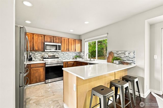 6805 59th Place NE, Marysville, WA 98270