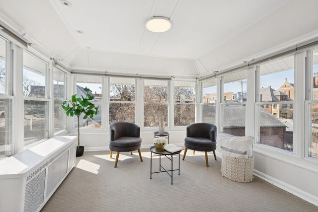 1619 W Bryn Mawr Avenue, Chicago, IL 60660