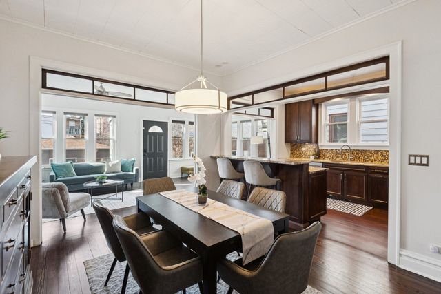 1619 W Bryn Mawr Avenue, Chicago, IL 60660