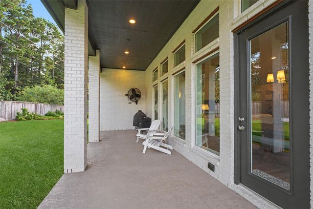 313 Lane Landing Place, Montgomery, TX 77316