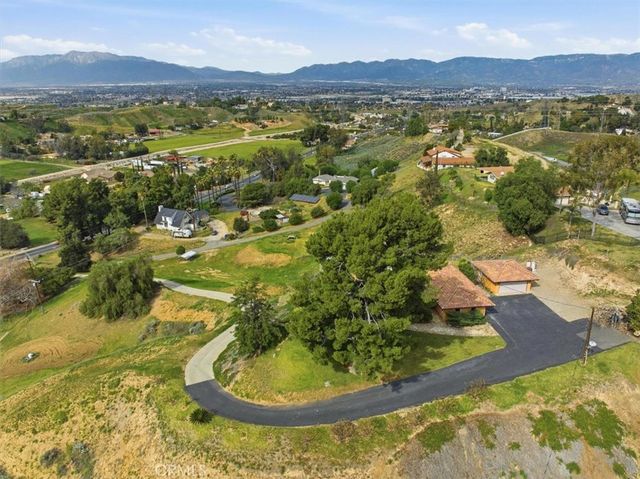 12011 Reche Canyon, Colton, CA 92324